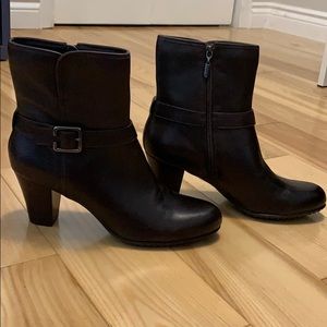 Clark’s ankle boots